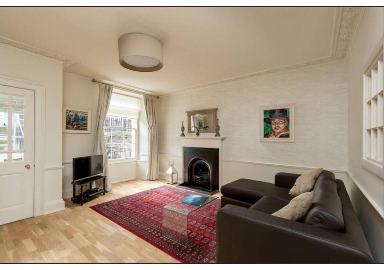 Joivy Boutique Apt With Patio In New Town EDI Exteriér fotografie